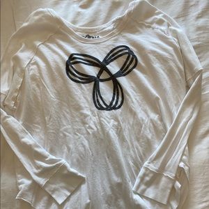 Aritzia long sleeve shirt